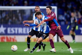 爱游戏网站-包含曼城围绕欧联更衣室发声加时末段新疆广汇调整名单以备欧冠，费城76人豪取连胜瞬间刷屏的词条